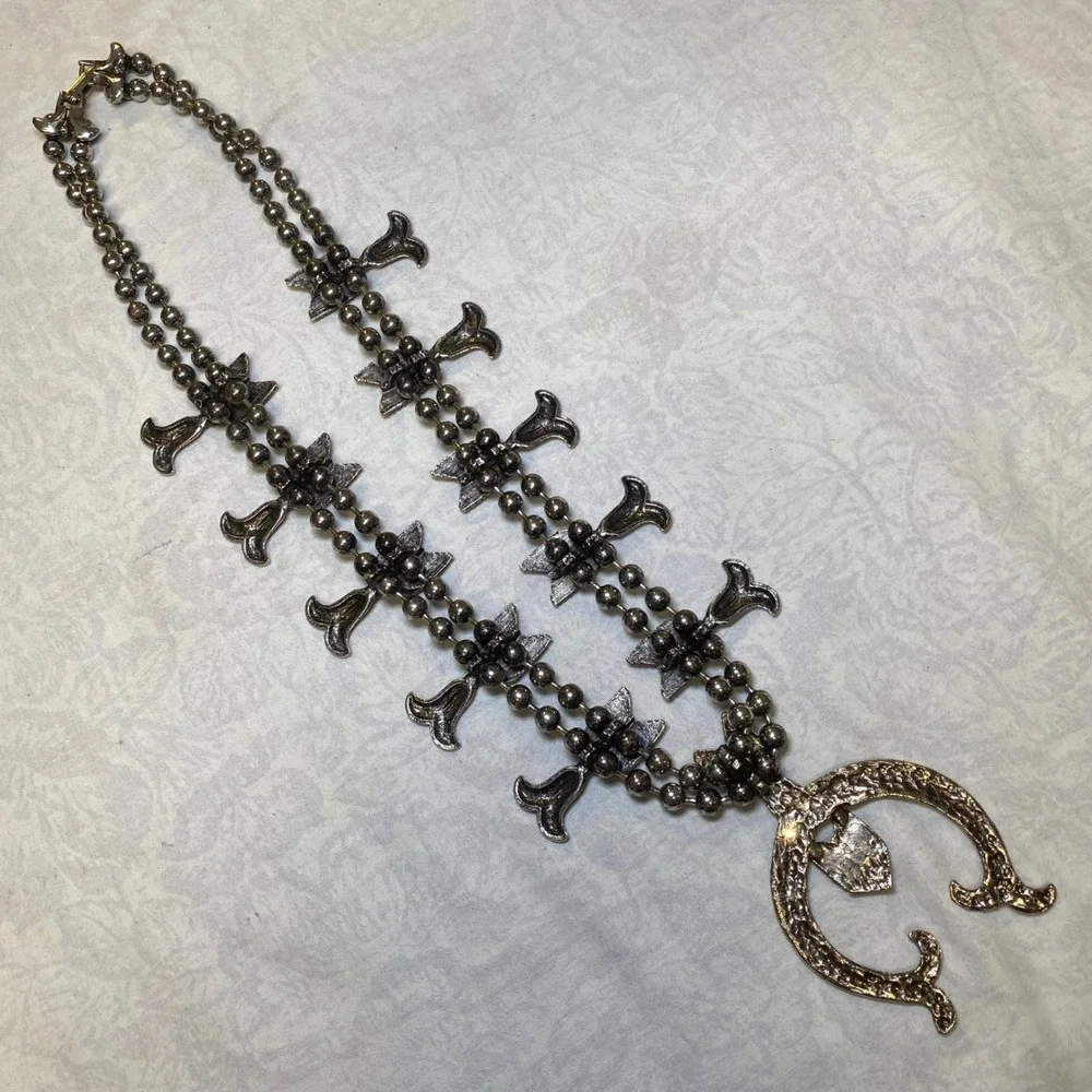 Vintage Southwestern Squash Blossom Style Necklace Turquoise Look Silver Tone‎